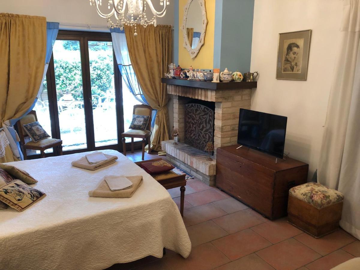 La Passeggiata Hotel Сполето Екстериор снимка